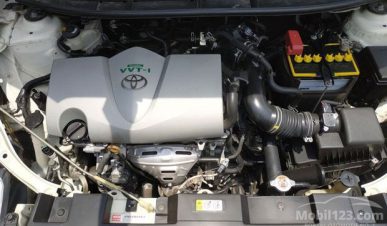 2020 Toyota Yaris 1.5 TRD Sportivo Hatchback full