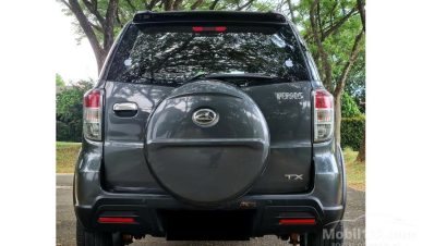 2015 Daihatsu Terios 1.5 TX ADVENTURE SUV mulus terawat siap pakai full