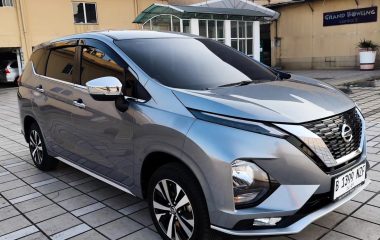 Nissan Livina VL AT 2019 DP.10 Juta