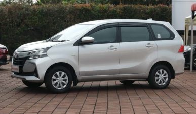 Toyota Avanza E 1.3 MT full